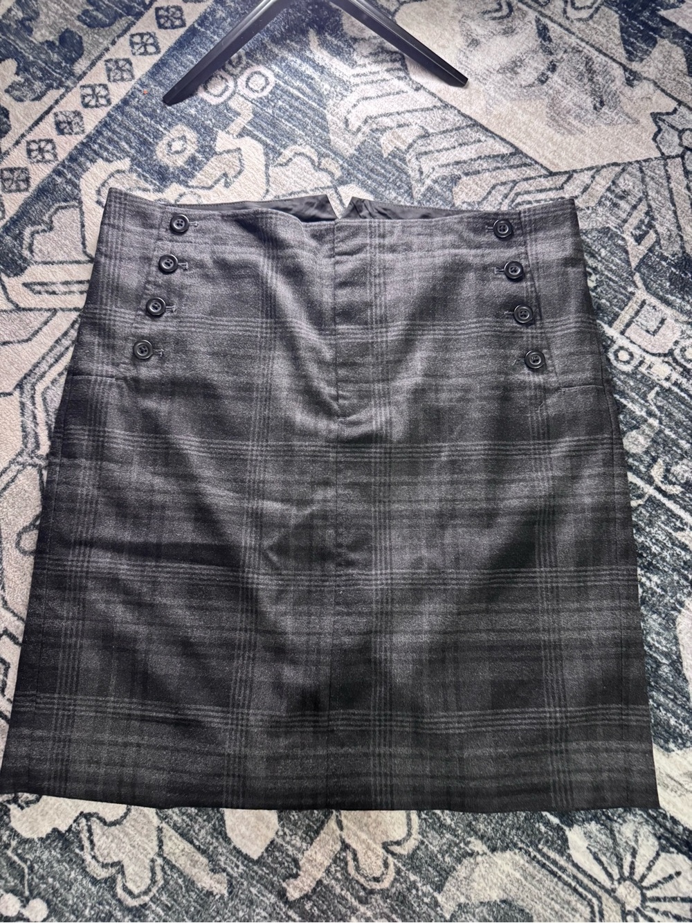 GAP Black-Gray Plaid Button-Accent Pencil Skirt